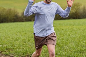 Trail runners running in the Chilterns on the Berko 10km organised by Run the Wild