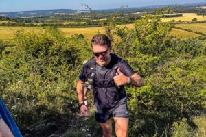 RtW_ChilternsSummer10k_2026-10 runners in the chilterns taking part in the summer 10km trail run