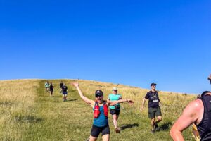 RtW_ChilternsSummer10k_2026-13 runners in the chilterns taking part in the summer 10km trail run